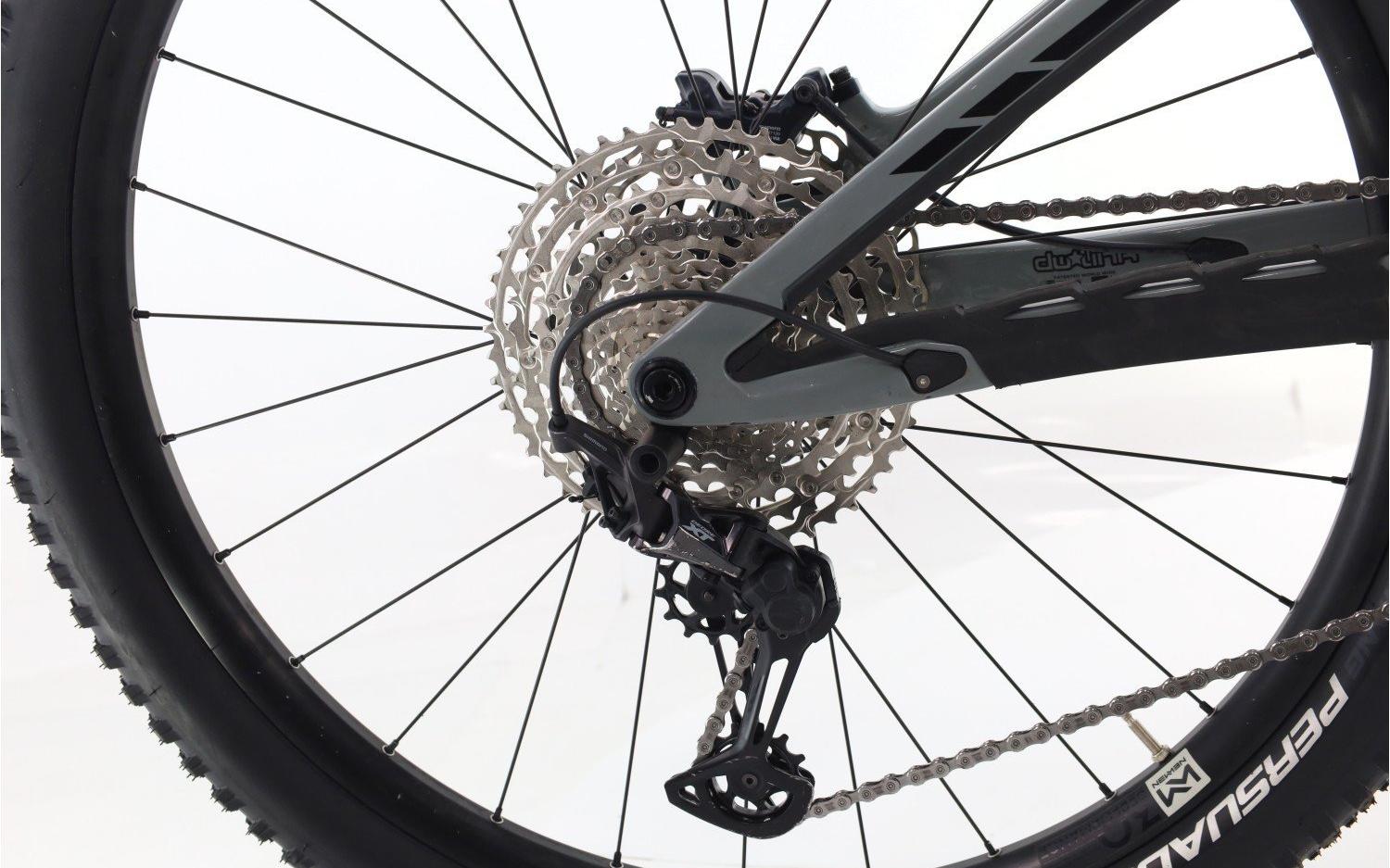 E-Bike False Zyclora · Pivot Shuttle SL XT, Usata, 2023, Barcelona