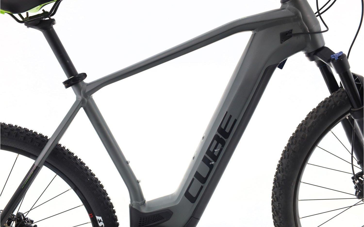 E-Bike Cube Zyclora ·  Reaction Hybrid Pro, Usata, 2023, Barcelona