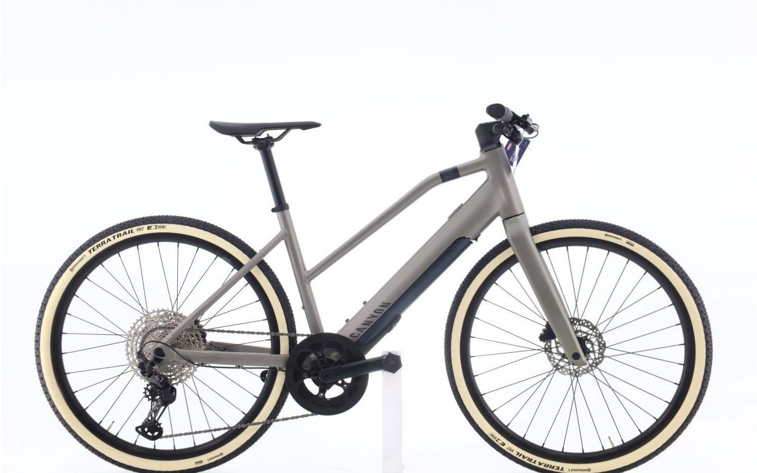 E-Bike Canyon Zyclora ·  Commuter:ON 7 XT, Usata, 2021, Barcelona