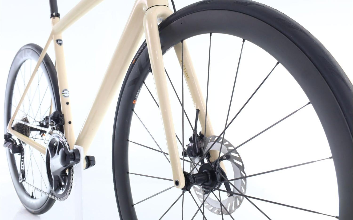 Bici da corsa Specialized Zyclora ·  Aethos S-Works Di2 12V, Usata, 2022, Barcelona