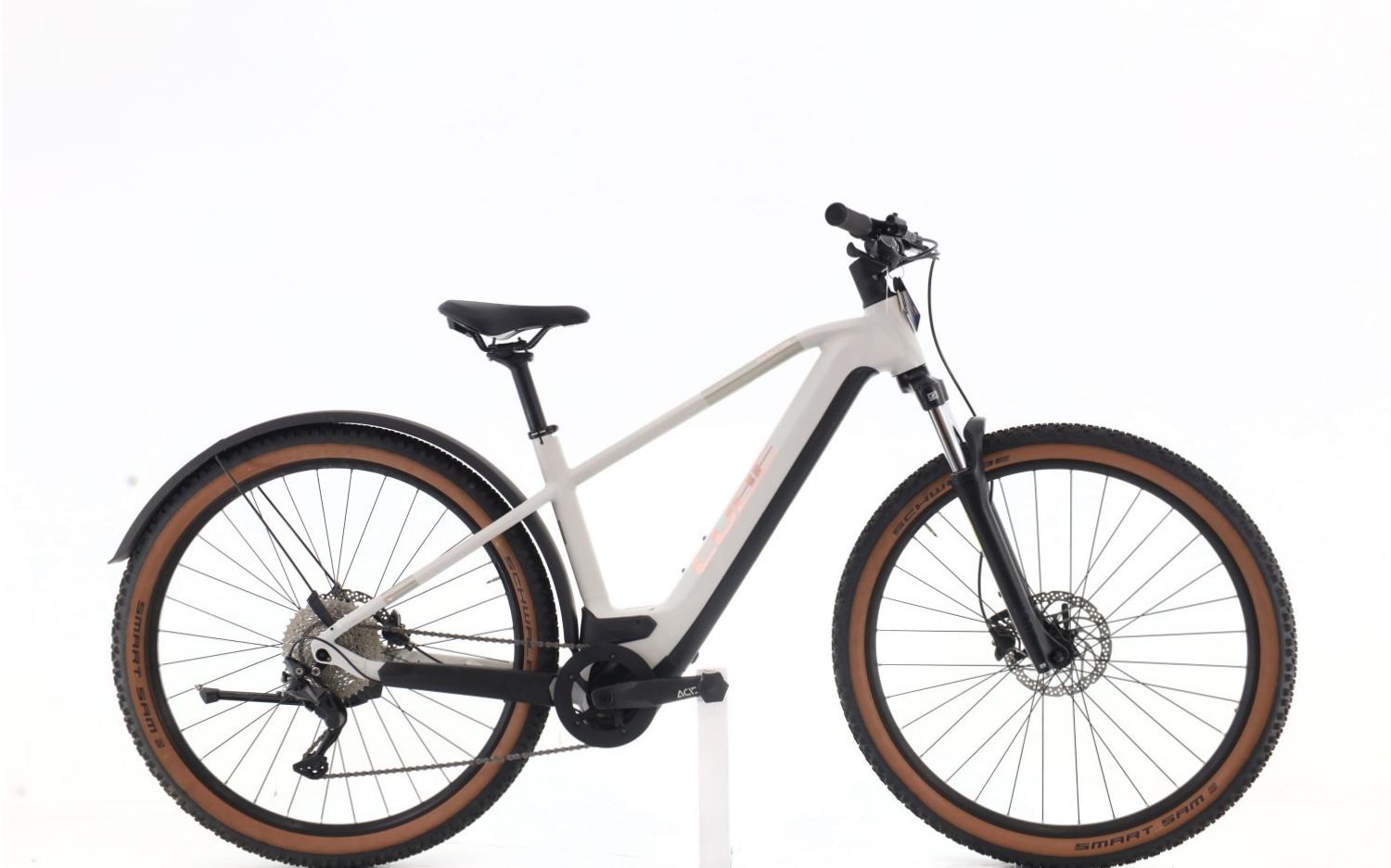 E-Bike Cube Zyclora ·  Reaction Hybrid One, Usata, 2023, Barcelona