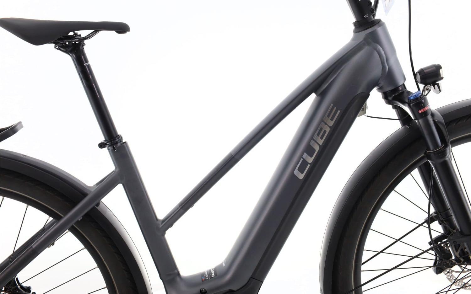 E-Bike Cube Zyclora ·  Touring Hybrid EXC XT, Usata, 2023, Barcelona