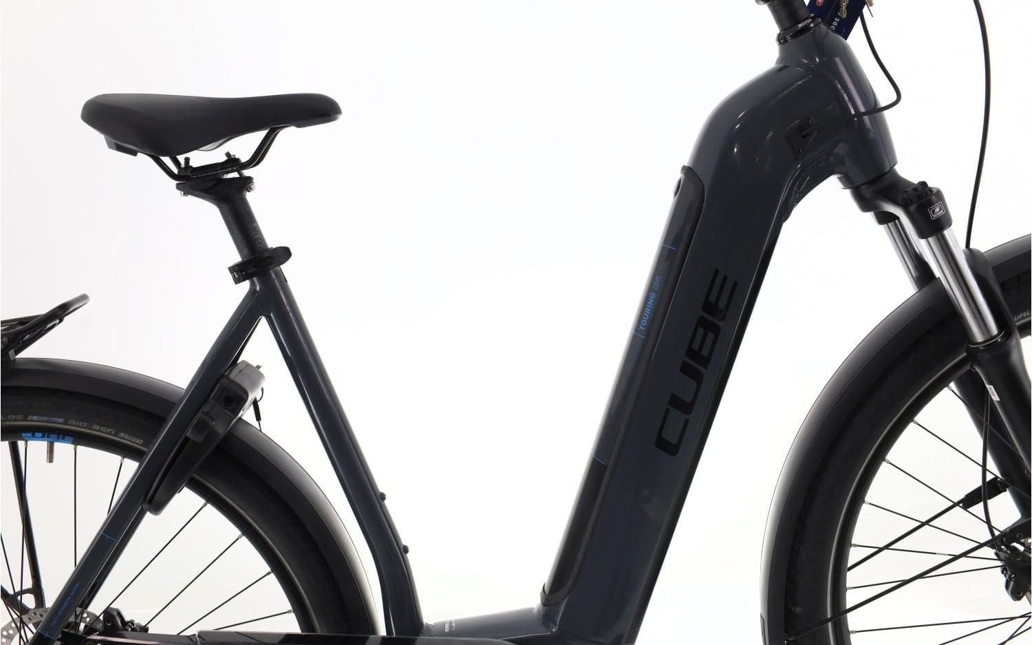 E-Bike Cube Zyclora ·  Touring Hybrid ON1, Usata, 2022, Barcelona
