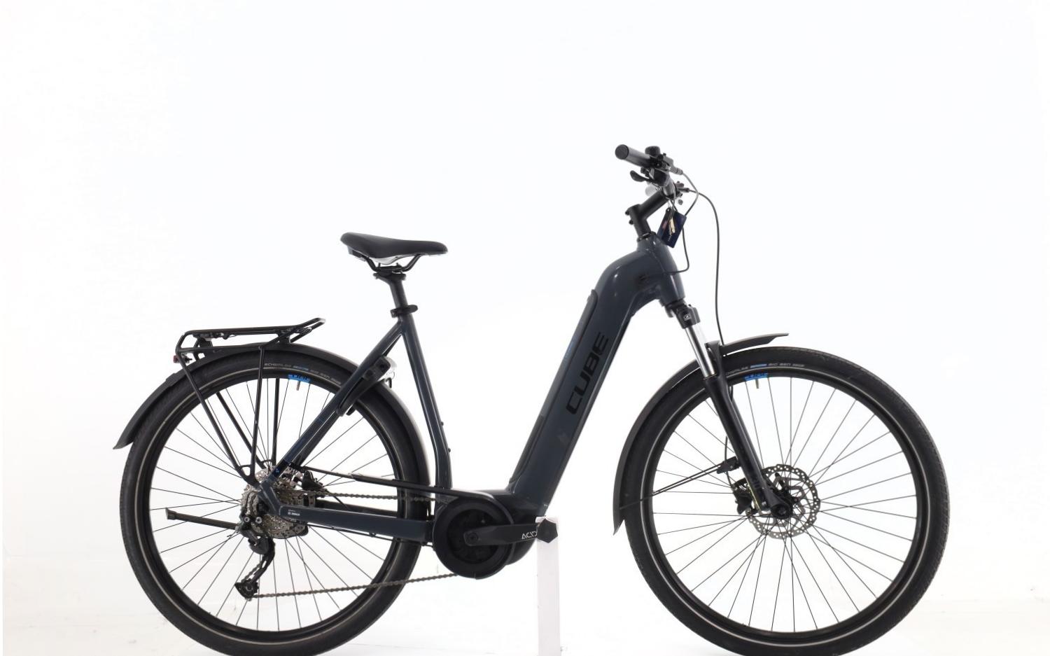 E-Bike Cube Zyclora ·  Touring Hybrid ON1, Usata, 2022, Barcelona