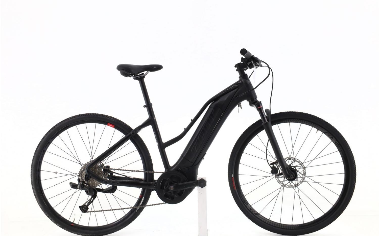 E-Bike Giant Zyclora ·  Explore E+ 3, Usata, 2021, Barcelona