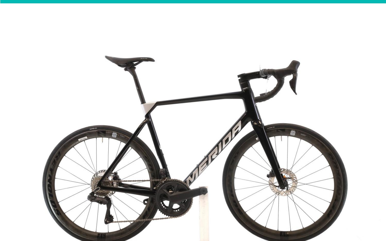 Bici da corsa Merida Zyclora ·  Scultura 8000 Di2 12V, Usata, 2023, Barcelona