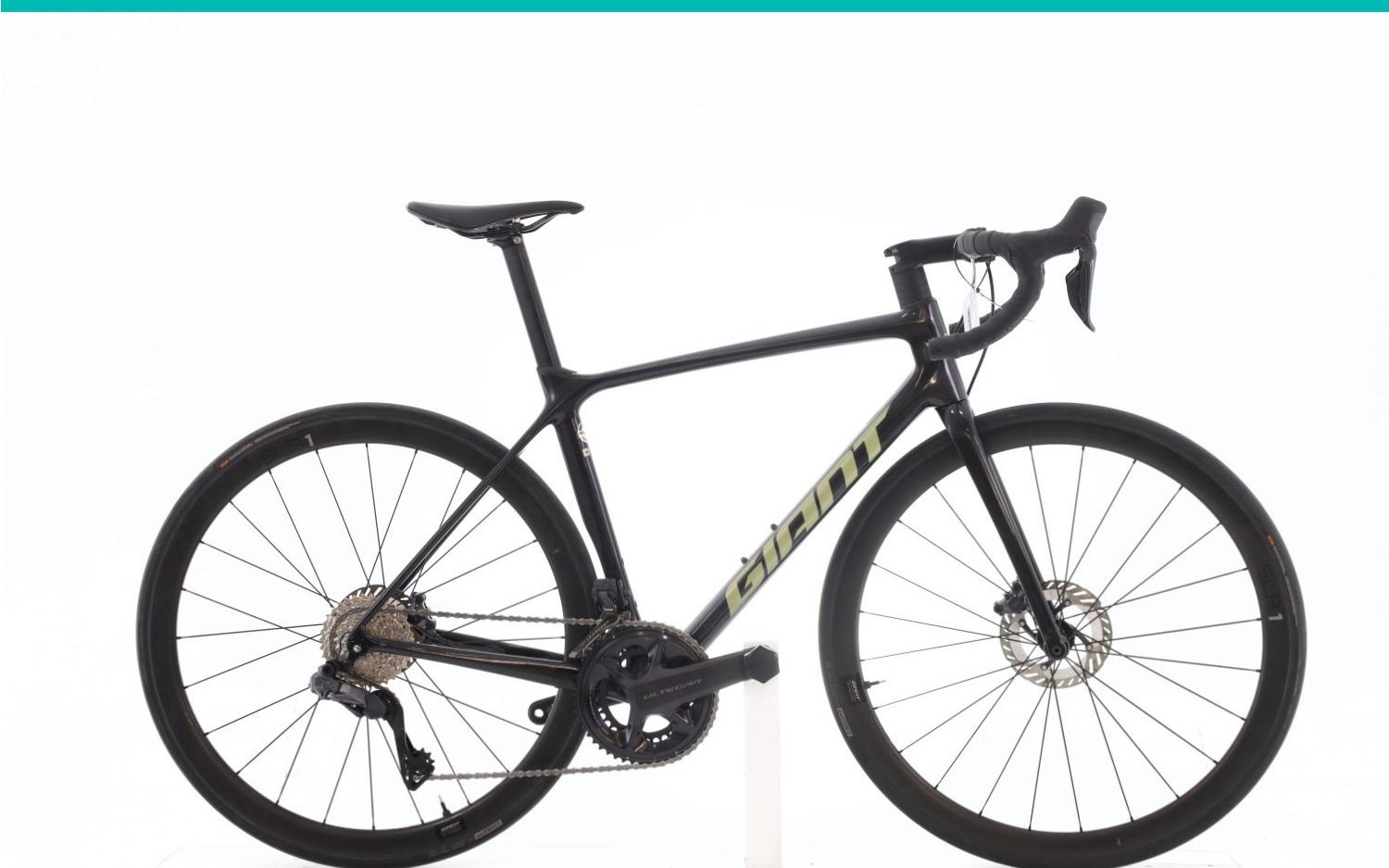 Bici da corsa Giant Zyclora ·  TCR Advanced Pro 0 Di2 12V, Usata, 2024, Barcelona