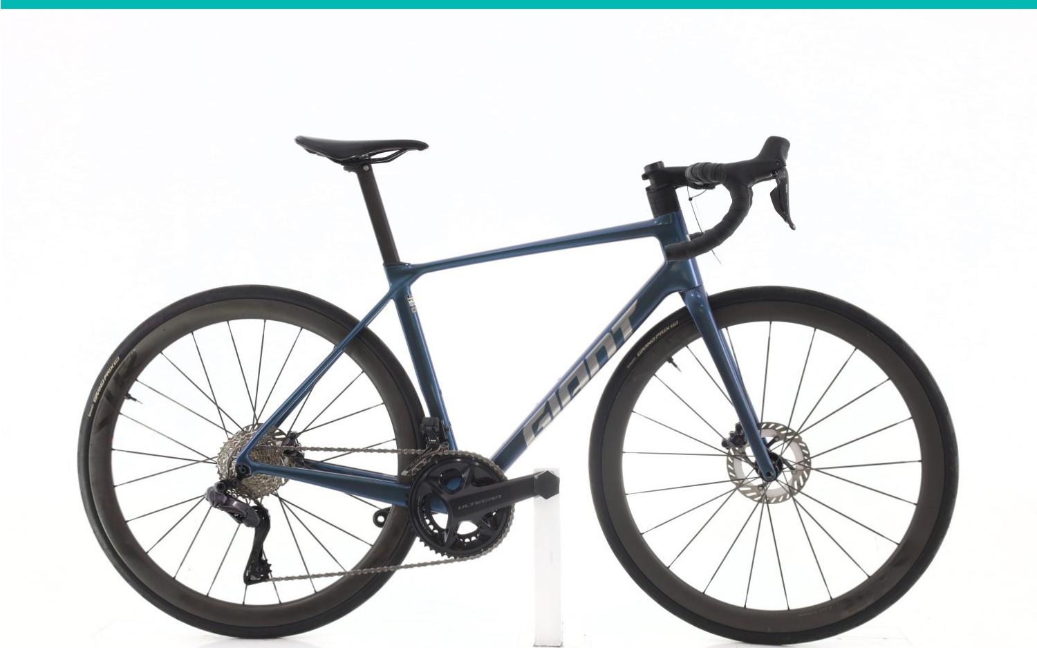 Bici da corsa Giant Zyclora ·  TCR Advanced Pro 0 Di2 12V, Usata, 2024, Barcelona