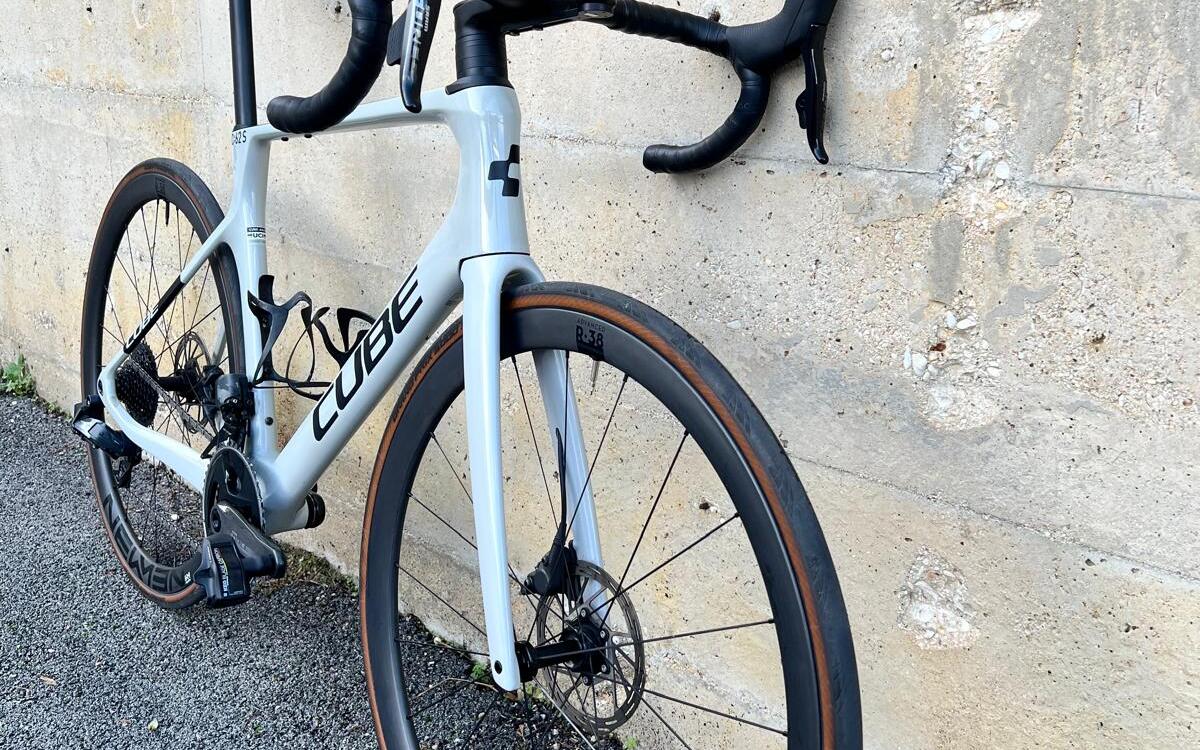 Bici da corsa Cube Agree C62 SL, Usata, 2023, 2024, Ancona