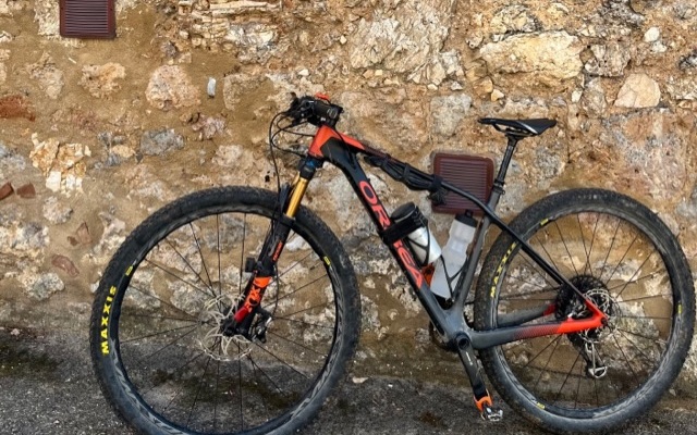 Mountain Bike Orbea Alma Carbonio GX, Usata, 2019, Siena