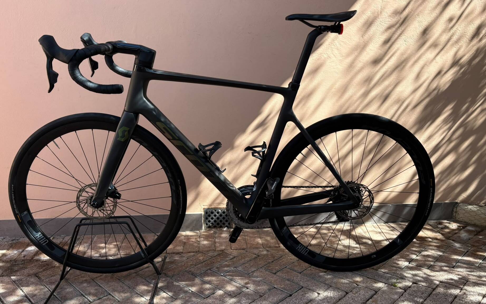 Bici da corsa Scott Addict RC 30 carbonio AXS 12V, Usata, 2022, Firenze