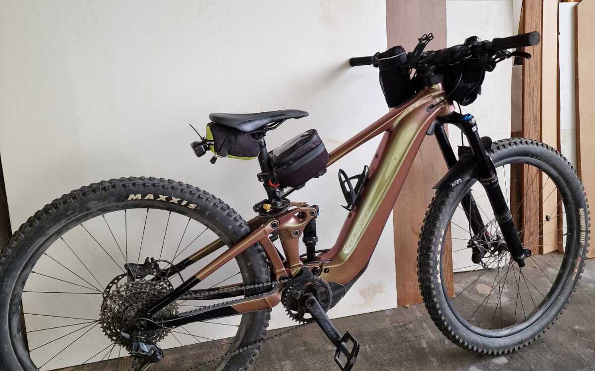 E-Bike Giant TCR Advanced 2, Usata, 2023, 2024, Cuneo